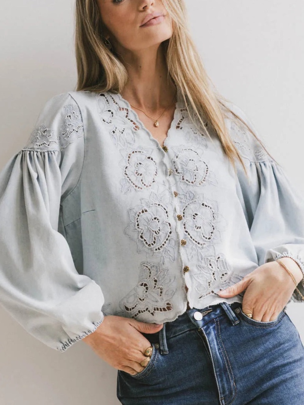 Aaron & Amber Denim Embroidered Blouse NWT Large